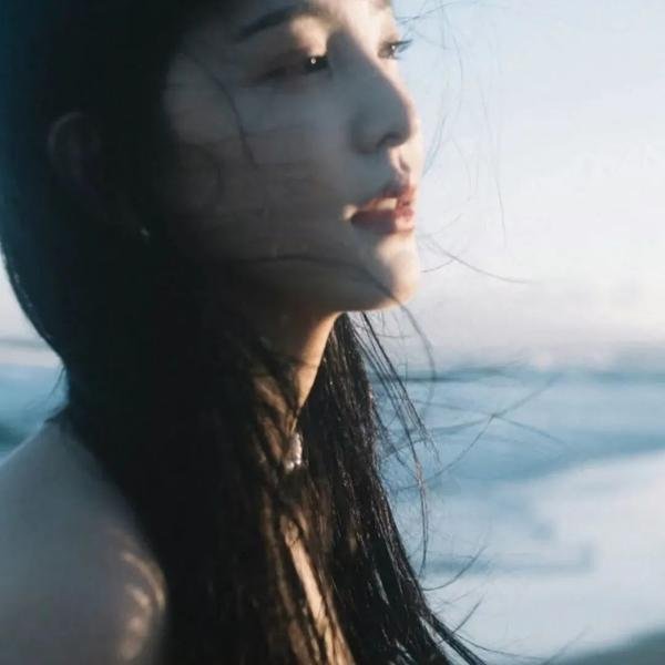人·鬼·情